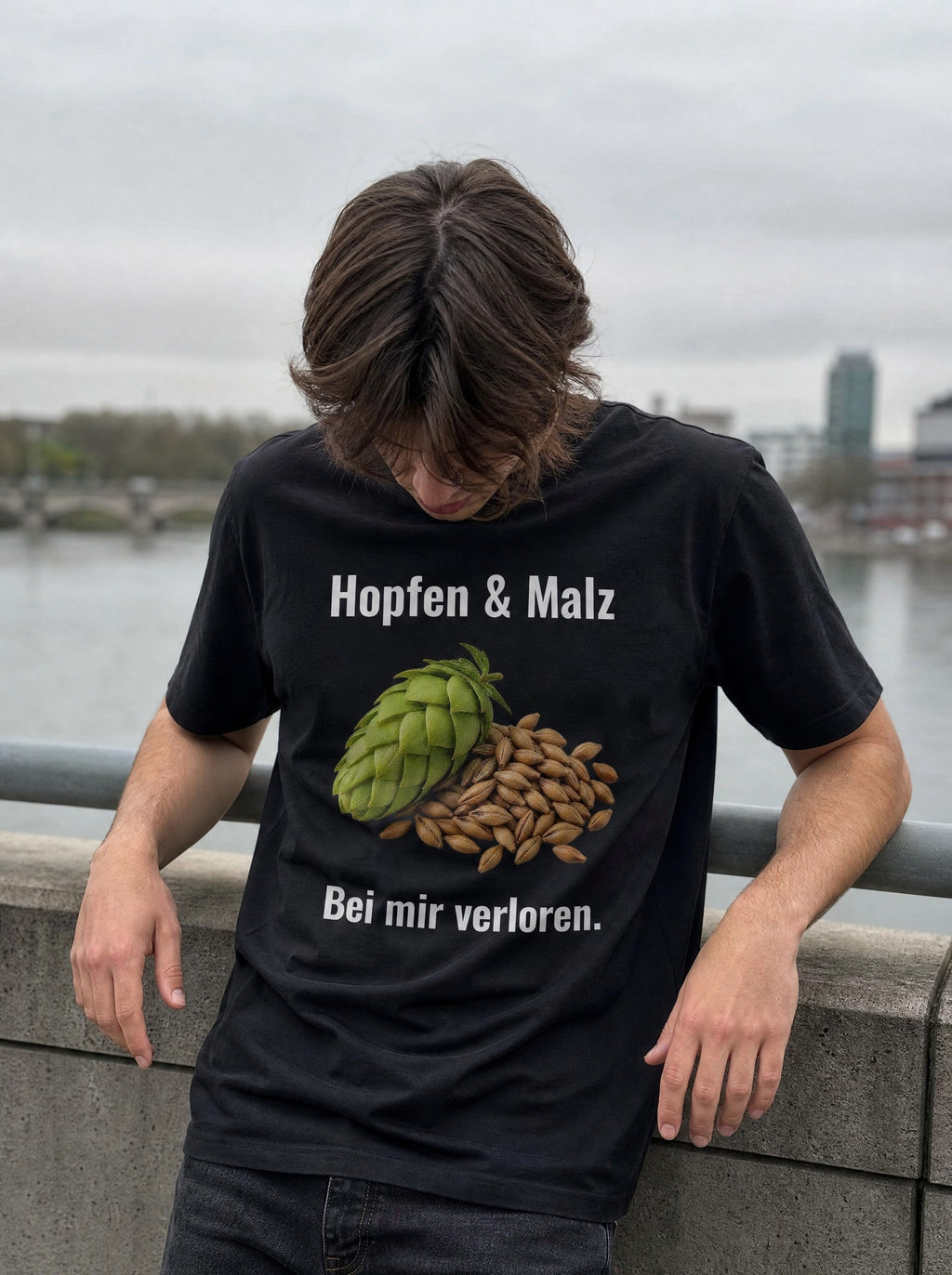 Hopfen & Malz T-Shirt getragen